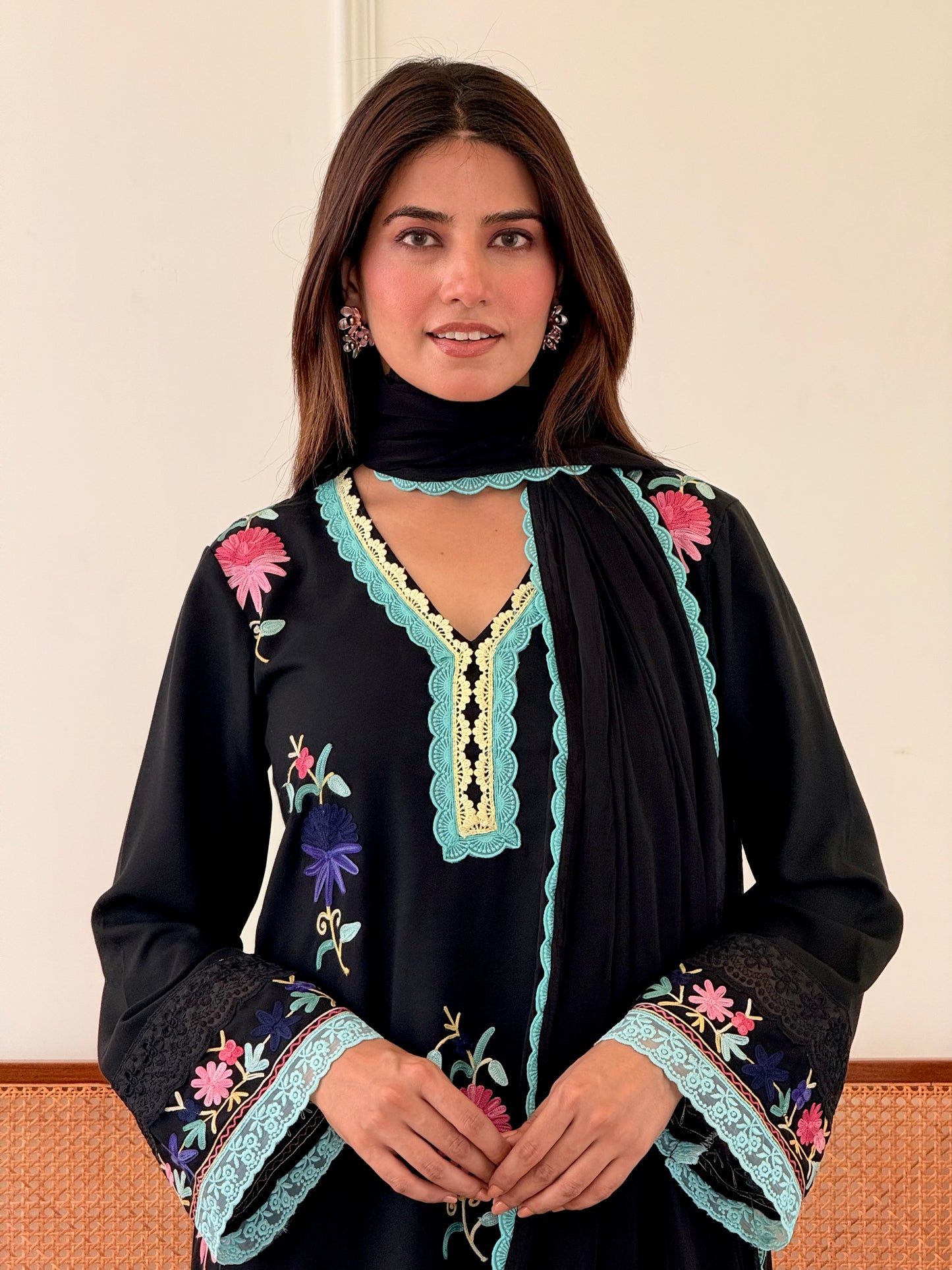 Eclipse black Kashmiri Embroidered cotton set