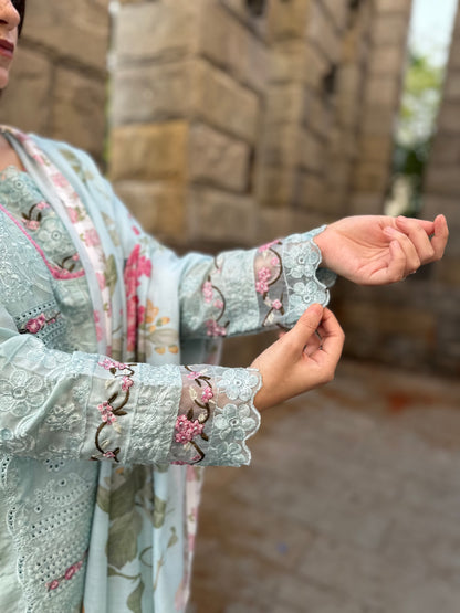 Zaryab Chikankari lawn suit