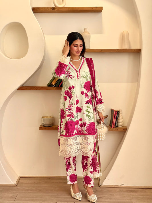 Fuchsian Bloom Luxury Printed & Embroidered Set