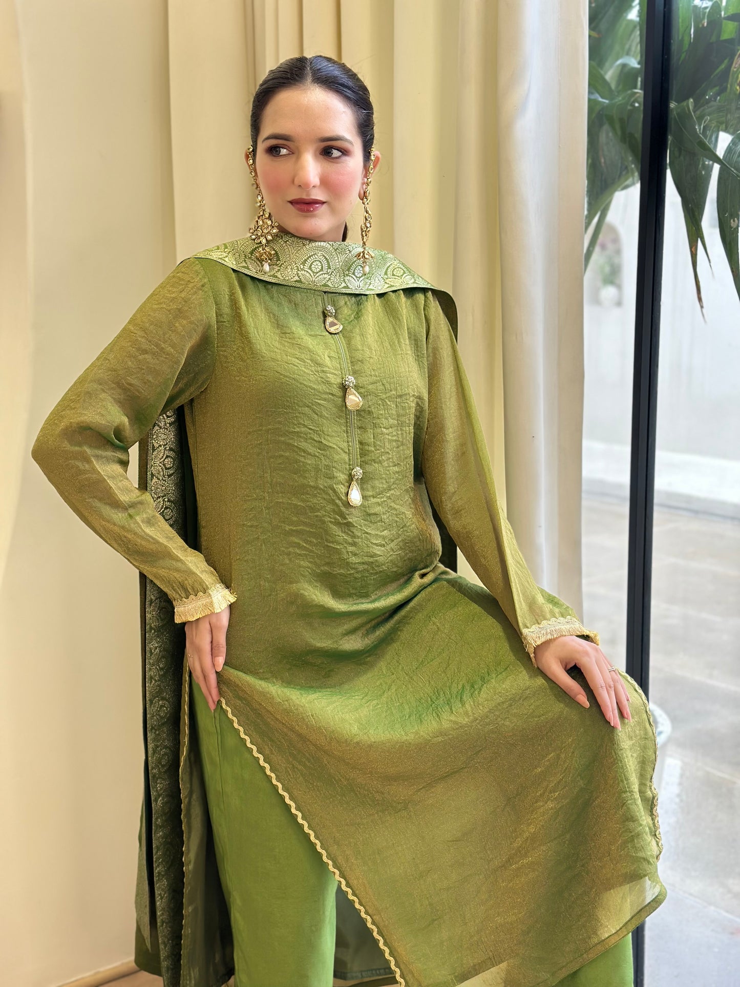 Khwabeedah Tissue Silk Set