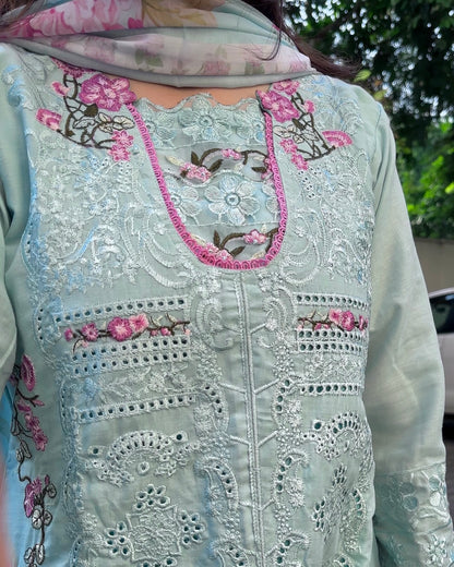 Zaryab Chikankari lawn suit